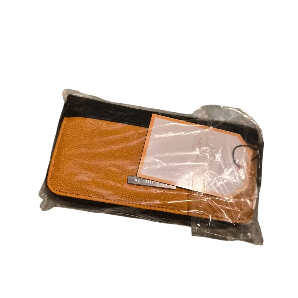 Amy Miller Zip-Around Wallet | Two-Tone | Card Organizer